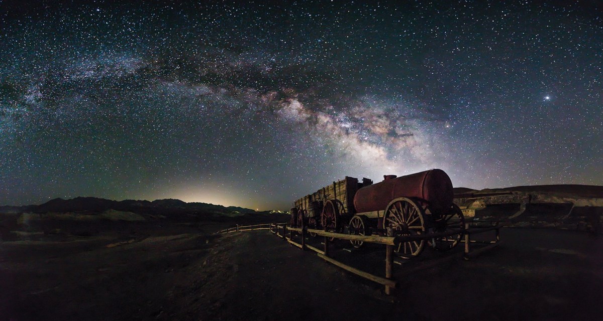 Milky Way in death Valley